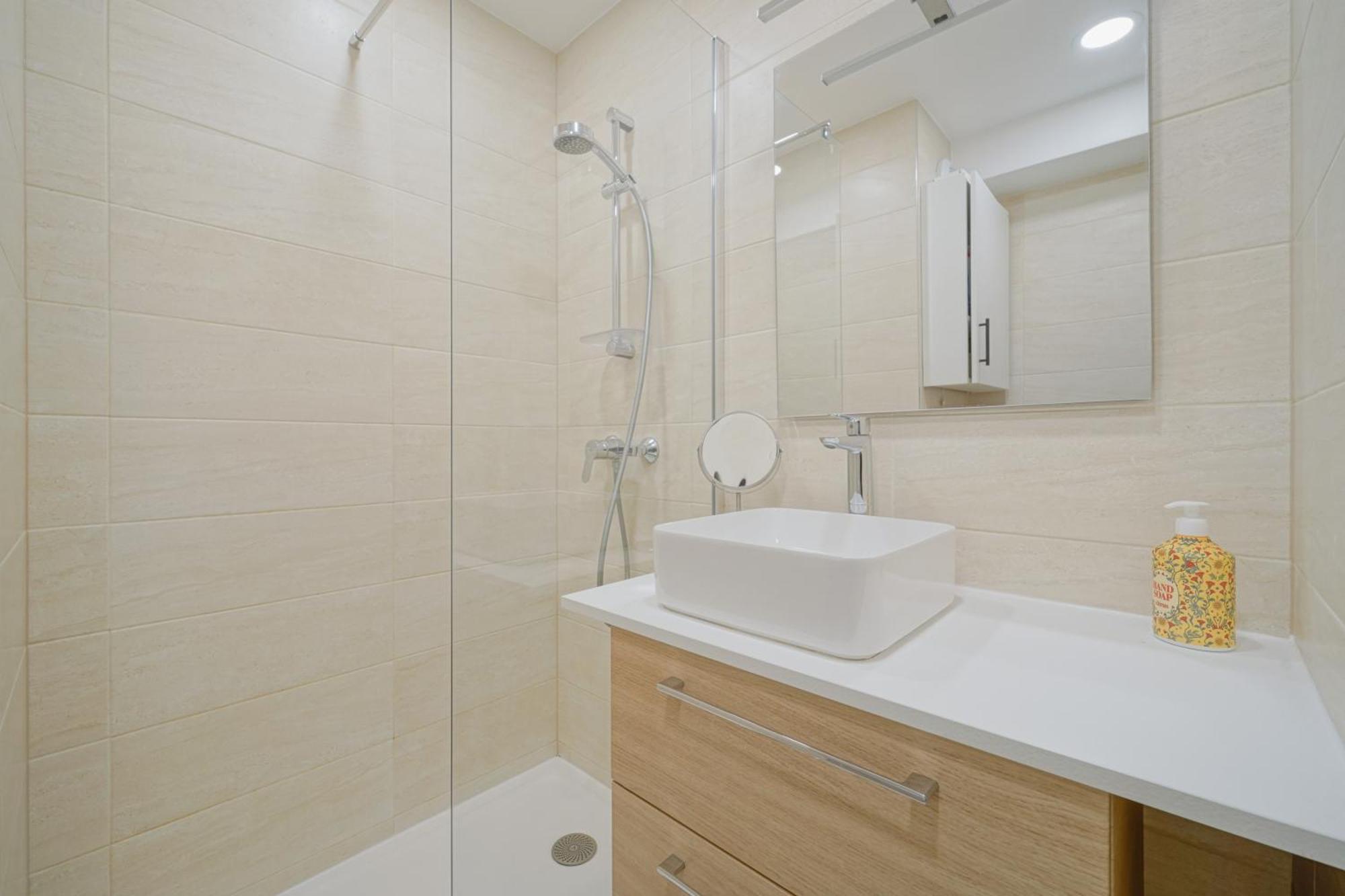 Le Cli'Chic Apartment Clichy Exterior photo
