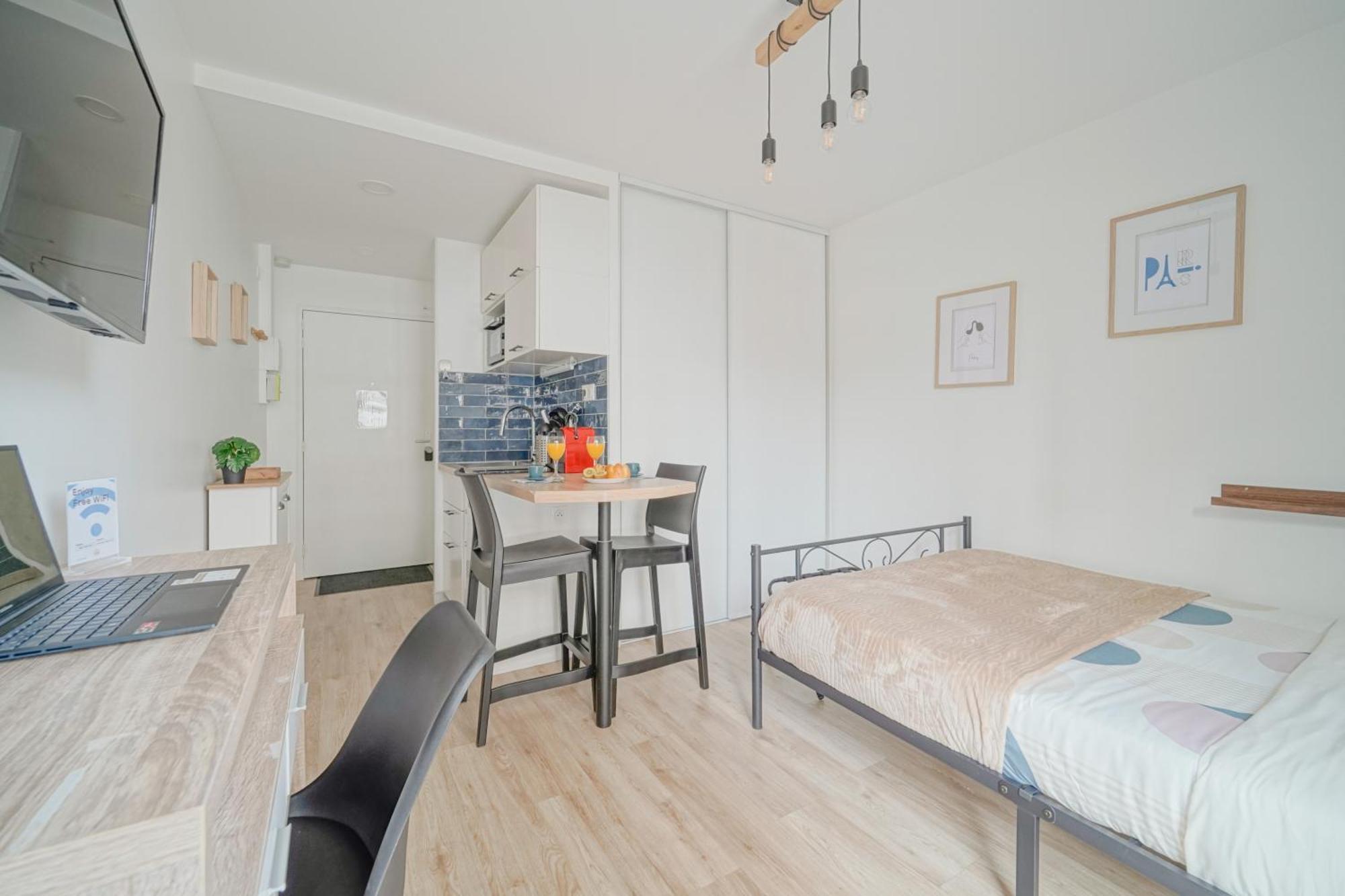 Le Cli'Chic Apartment Clichy Exterior photo